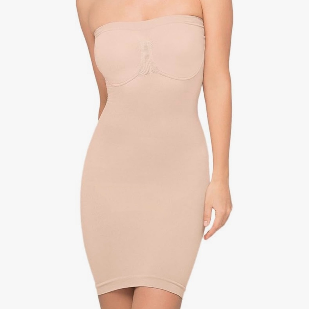Seamless Strapless Shapewear in Nude